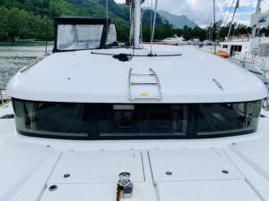2018 Lagoon 40 catamaran for sale - Ship / front