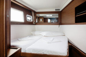 2018 Lagoon 450 catamaran for sale - cabina