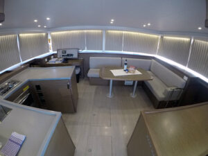 2018 Lagoon 450 catamaran for sale - Interior image