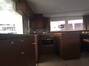 2018 Lagoon 450 Sport catamaran for sale - Kitchen