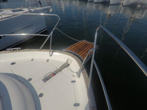 2018 Marex 375 motor yacht for sale - photo 12