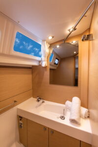 2018 Sun Odyssey 479 sailing yacht for sale - photo 5
