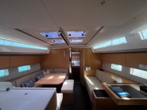 2019 Bavaria C50 sailing yacht for sale - Interior image