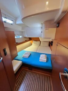 2019 Bavaria Cruiser 51 sailing yacht for sale - photo 2