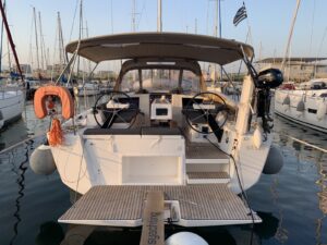 2019 Dufour 390 Grand Large sailing yacht for sale - photo 9