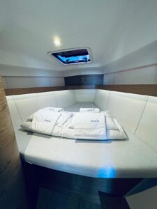2019 Elan Impression 40 sailing yacht for sale - photo 10