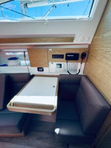 2019 Elan Impression 40 sailing yacht for sale - photo 11
