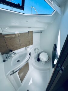 2019 Elan Impression 40 sailing yacht for sale - photo 13