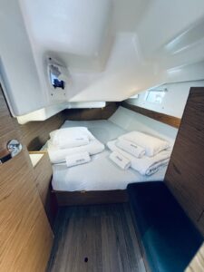 2019 Elan Impression 40 sailing yacht for sale - photo 14