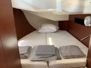 2019 Hanse 458 sailing yacht for sale - photo 8