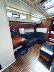 2019 Hanse 458 sailing yacht for sale - photo 11