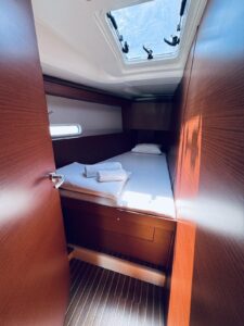 2019 Hanse 458 sailing yacht for sale - photo 5