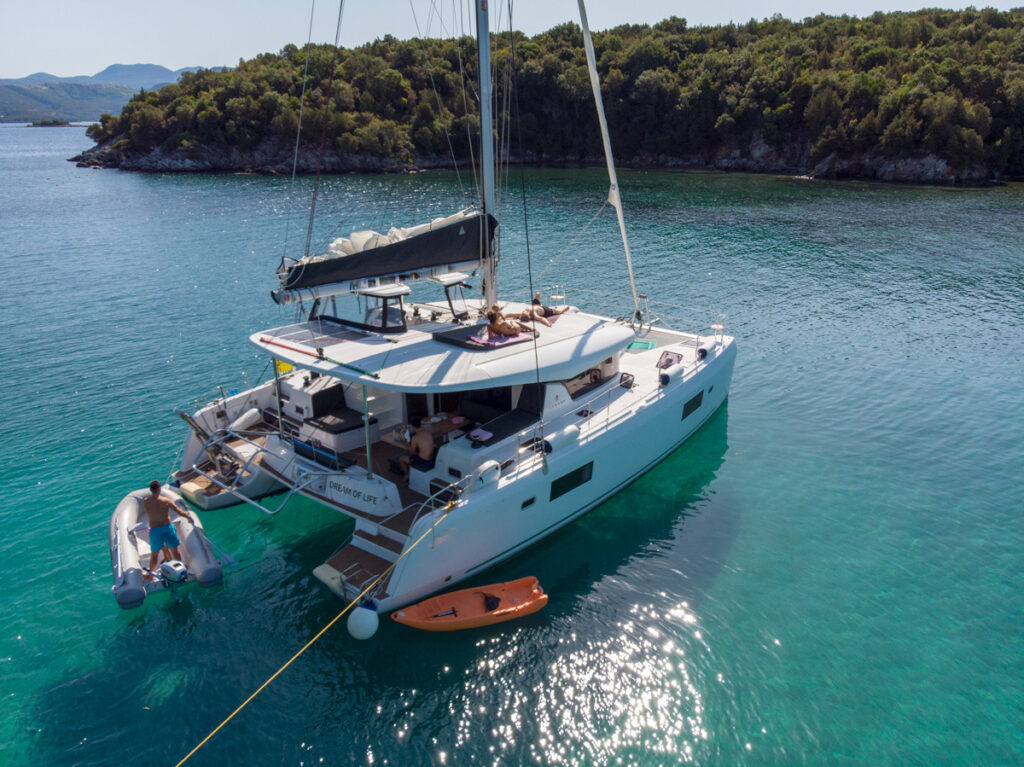 Lagoon Lagoon 42