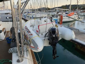 2019 Lagoon 42 catamaran for sale - photo 12