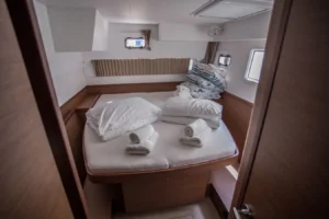2019 Lagoon 42 catamaran for sale - photo 5
