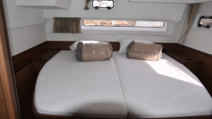 2019 Lagoon 42 catamaran for sale - photo 6