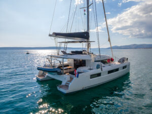 2019 Lagoon 50 catamaran for sale - photo 18