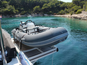 2019 Lagoon 50 catamaran for sale - photo 23