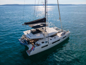 2019 Lagoon 50 catamaran for sale - photo 24