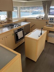 2019 Lagoon 52F catamaran for sale - photo 10