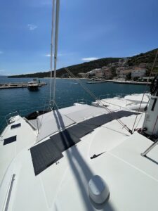 2019 Lagoon 52F catamaran for sale - photo 18