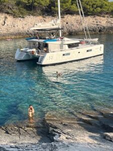 2019 Lagoon 52F catamaran for sale - photo 25