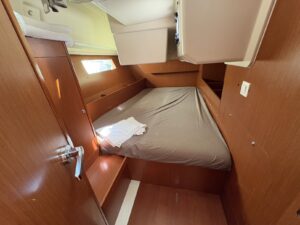 2019 Oceanis 41.1 sailing yacht for sale - photo 10