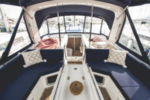 2019 Oceanis 51.1 sailing yacht for sale - pozzetto