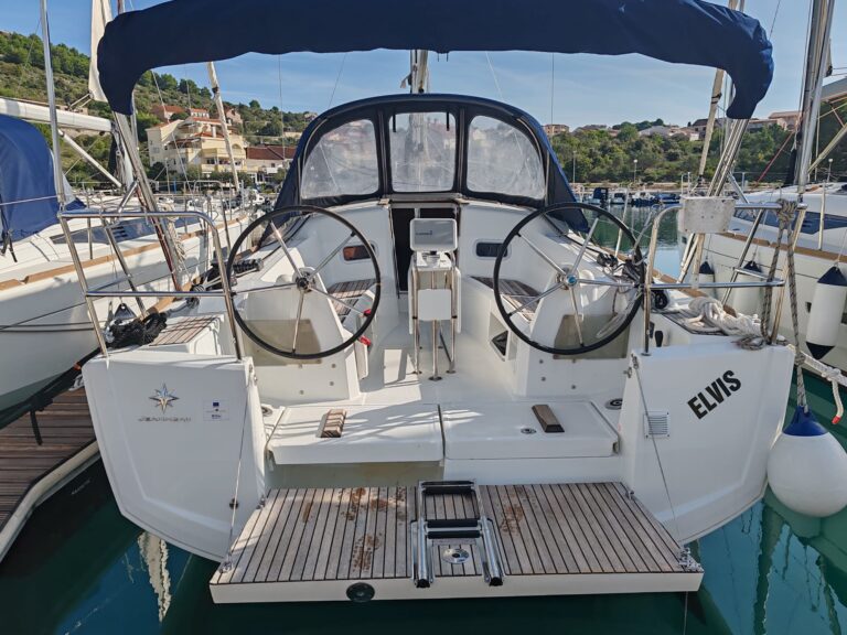 Sun Sun Odyssey 349