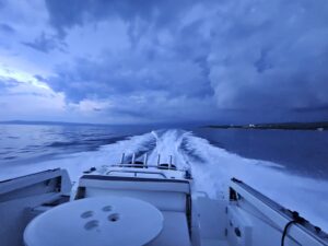 2020 Barracuda 8 motor yacht for sale - photo 5