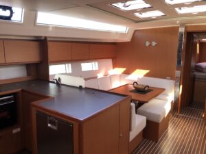 2020 Bavaria C50 sailing yacht for sale - photo 4