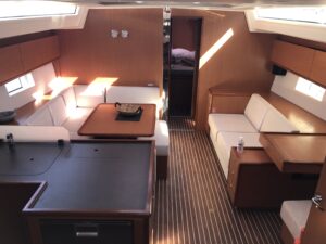2020 Bavaria C50 sailing yacht for sale - Interior image