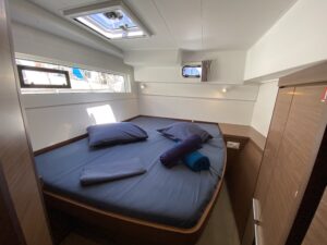 2020 Lagoon 40 catamaran for sale - photo 5