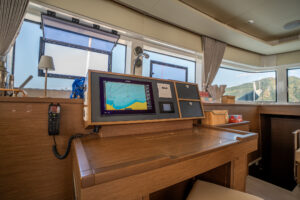 2020 Lagoon 52F catamaran for sale - Dinette