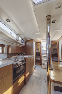 2020 Oceanis 38.1 sailing yacht for sale - photo 14