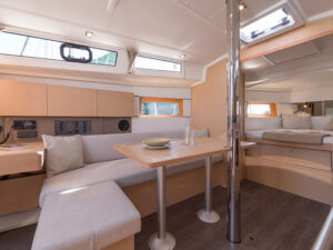 2020 Oceanis 38.1 sailing yacht for sale - photo 15