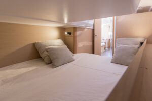 2020 Oceanis 38.1 sailing yacht for sale - photo 6