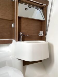 2020 Oceanis 51.1 sailing yacht for sale - photo 7