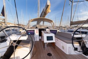 2021 Dufour 430 sailing yacht for sale - photo 19