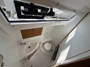 2021 Elan Impression 40.1 sailing yacht for sale - photo 8