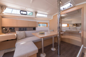 2021 Hanse 418 sailing yacht for sale - photo 10