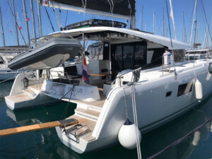 2021 Lagoon 42 catamaran for sale - photo 6