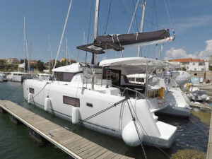 2023 Lagoon 42 catamaran for sale - Lagoon 42