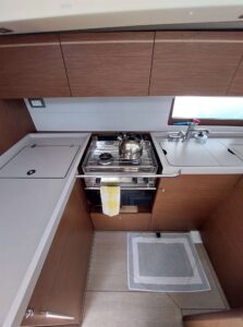 2023 Oceanis 51.1 sailing yacht for sale - photo 5