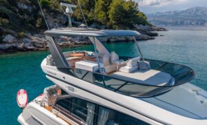 2024 Azimut 53 Fly motor yacht for sale - photo 19