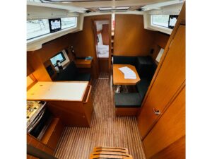 2024 Bavaria C38 sailing yacht for sale - Interior image