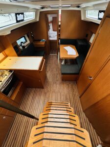 2024 Bavaria C38 sailing yacht for sale - photo 3