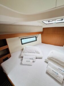 2024 Bavaria C38 sailing yacht for sale - photo 3