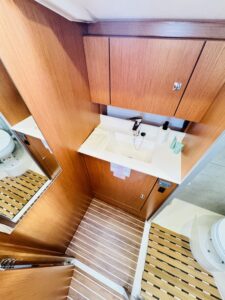 2024 Bavaria C38 sailing yacht for sale - photo 6