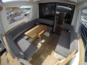2025 Marex 330 motor yacht for sale - Marex 330 Scandinavia